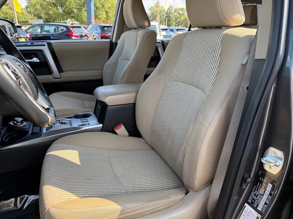2016 Toyota 4Runner 5th Gen - Image 11 of 20