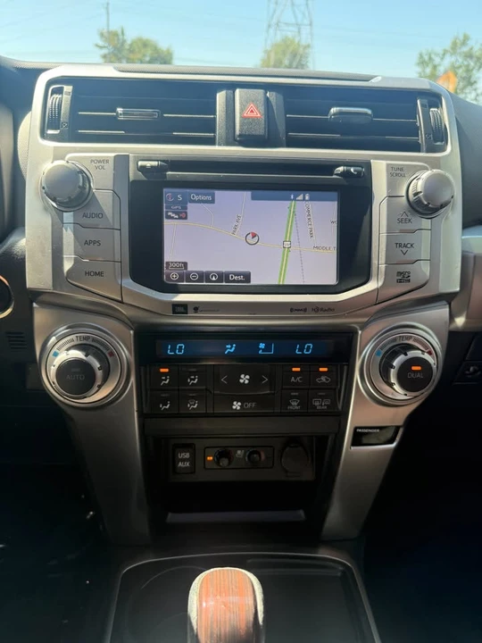 2016 Toyota 4Runner 5th Gen - Image 14 of 20