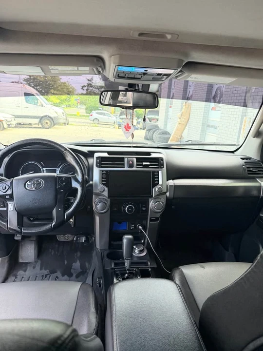 2016 Toyota 4Runner 5th Gen - Image 5 of 12