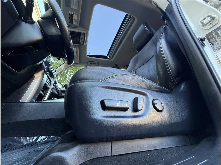 2016 Toyota 4Runner 5th Gen - Image 11 of 20
