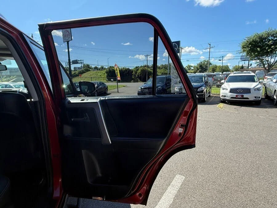 2016 Toyota 4Runner 5th Gen - Image 14 of 18