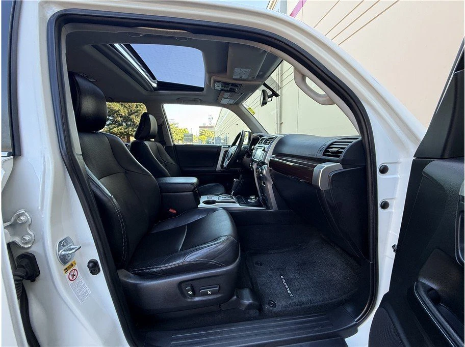 2016 Toyota 4Runner 5th Gen - Image 12 of 20