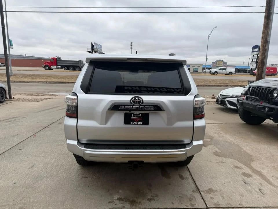 2016 Toyota 4Runner 5th Gen - Image 6 of 20