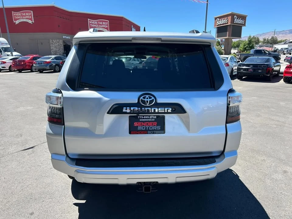 2016 Toyota 4Runner 5th Gen - Image 4 of 15