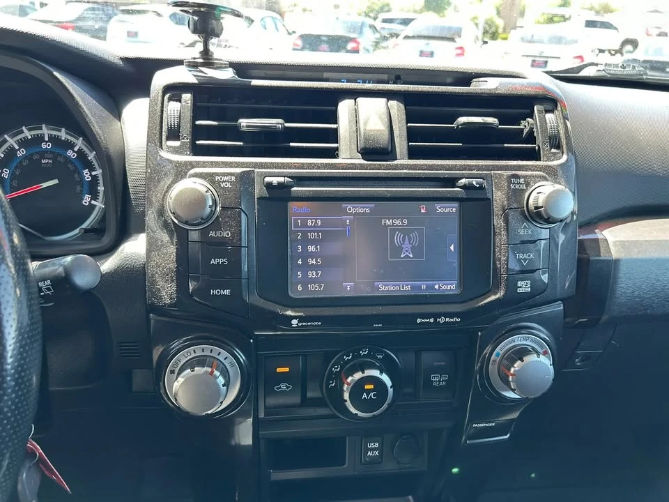 2016 Toyota 4Runner 5th Gen - Image 6 of 15