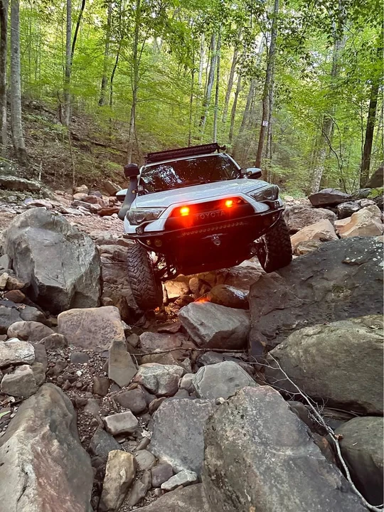 2016 Toyota 4Runner 5th Gen - Image 13 of 18