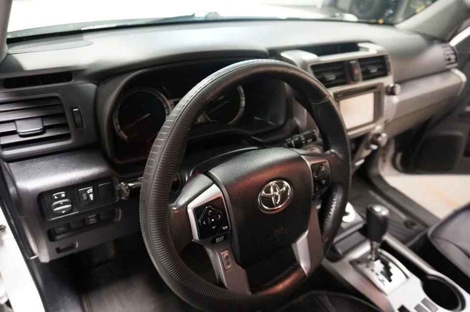 2016 Toyota 4Runner 5th Gen - Image 8 of 16