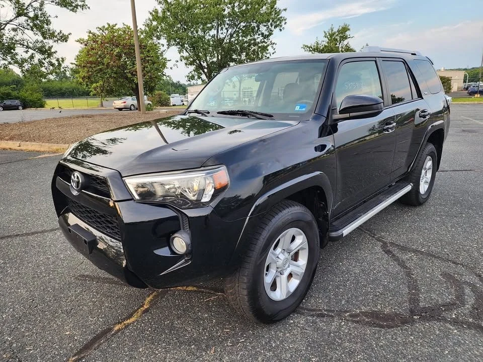 2016 Toyota 4Runner 5th Gen - Image 5 of 20