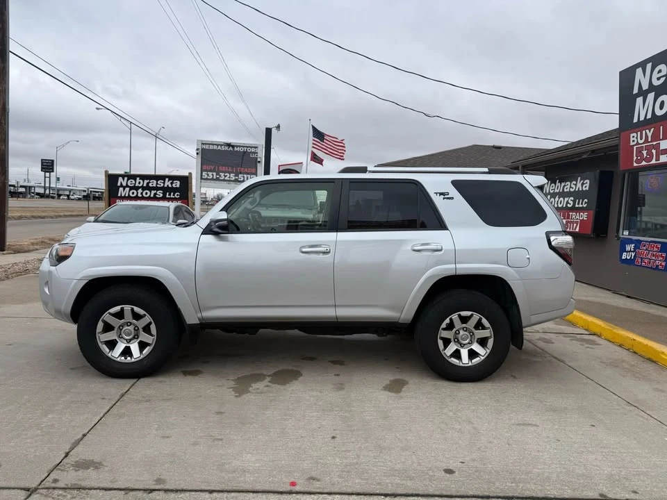 2016 Toyota 4Runner 5th Gen - Image 4 of 20