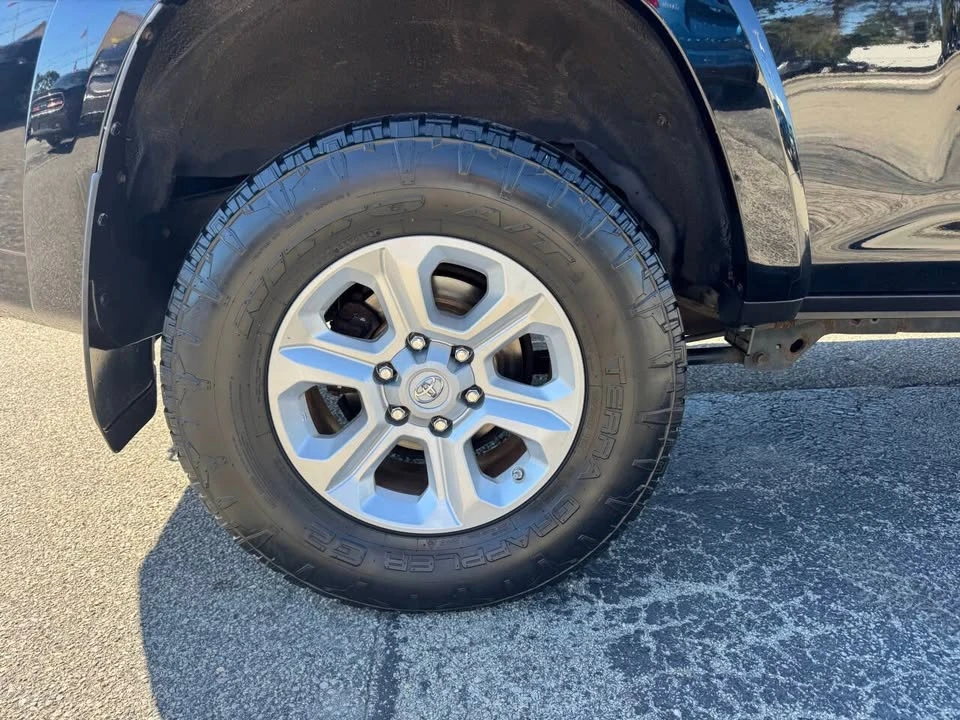 2016 Toyota 4Runner 5th Gen - Image 11 of 20