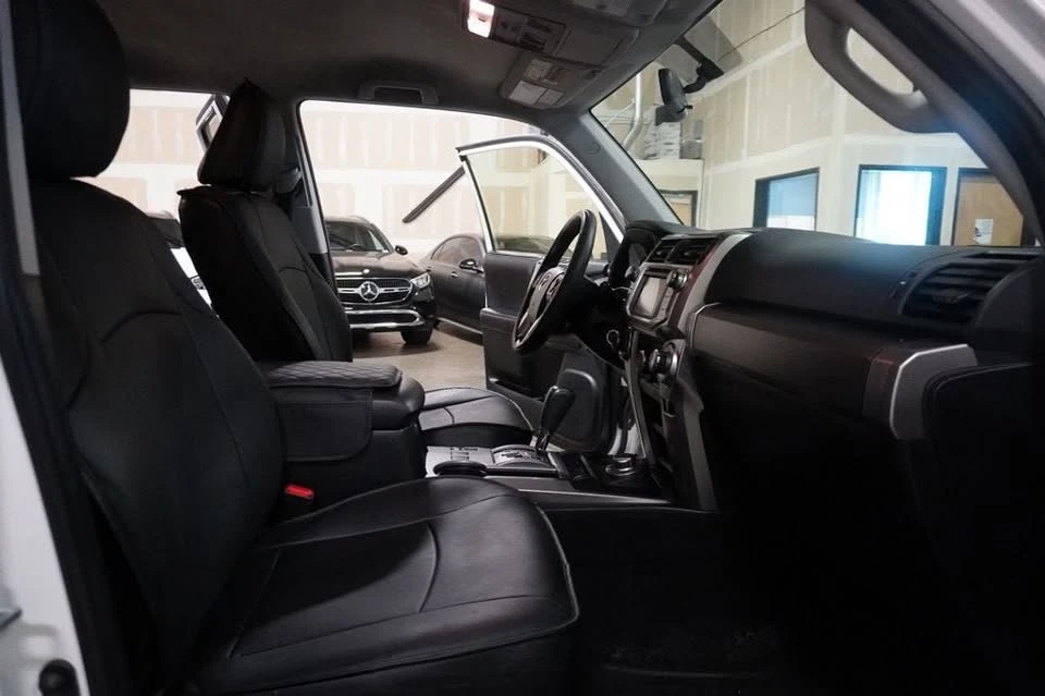 2016 Toyota 4Runner 5th Gen - Image 10 of 16