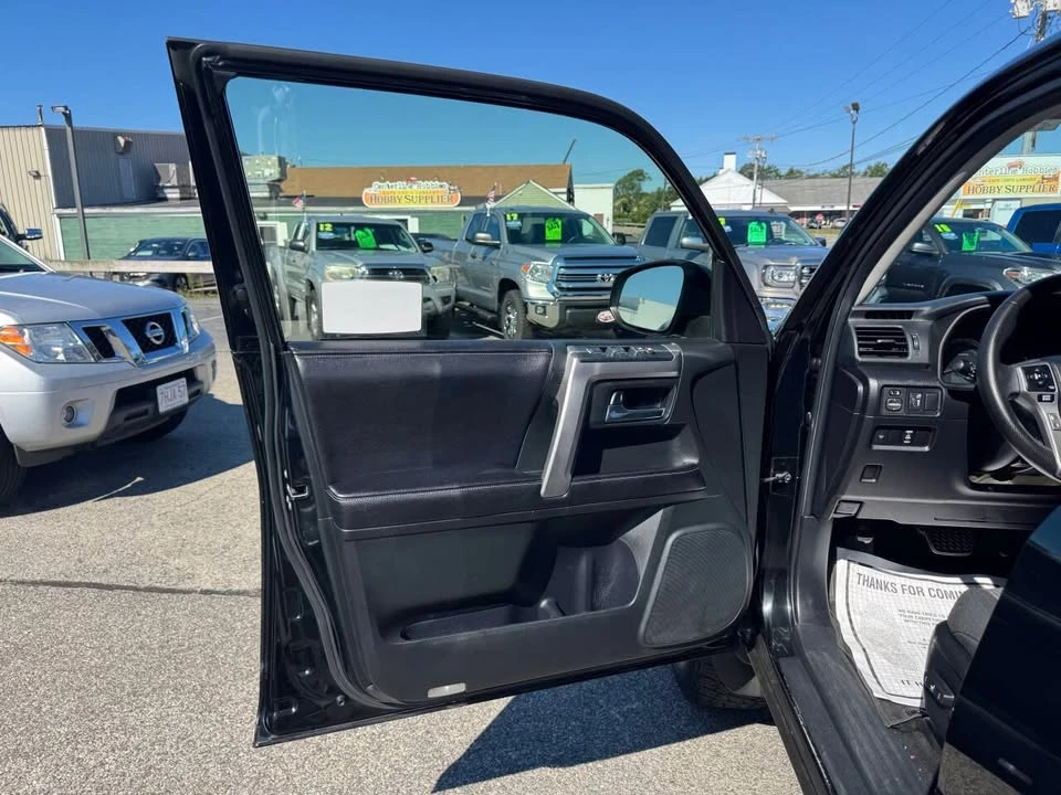 2016 Toyota 4Runner 5th Gen - Image 17 of 20