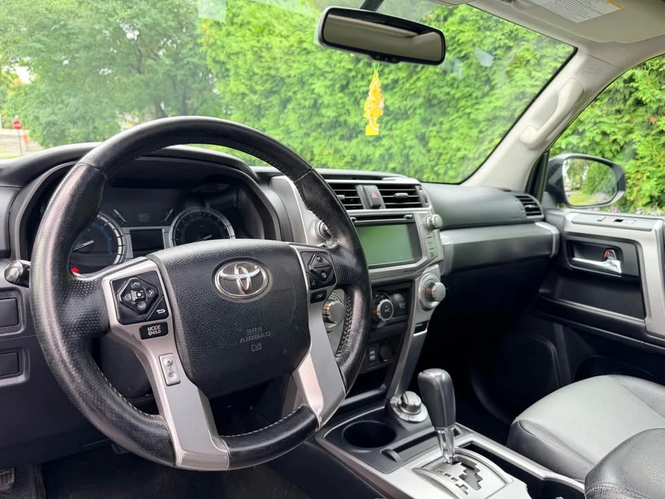 2016 Toyota 4Runner 5th Gen - Image 10 of 15