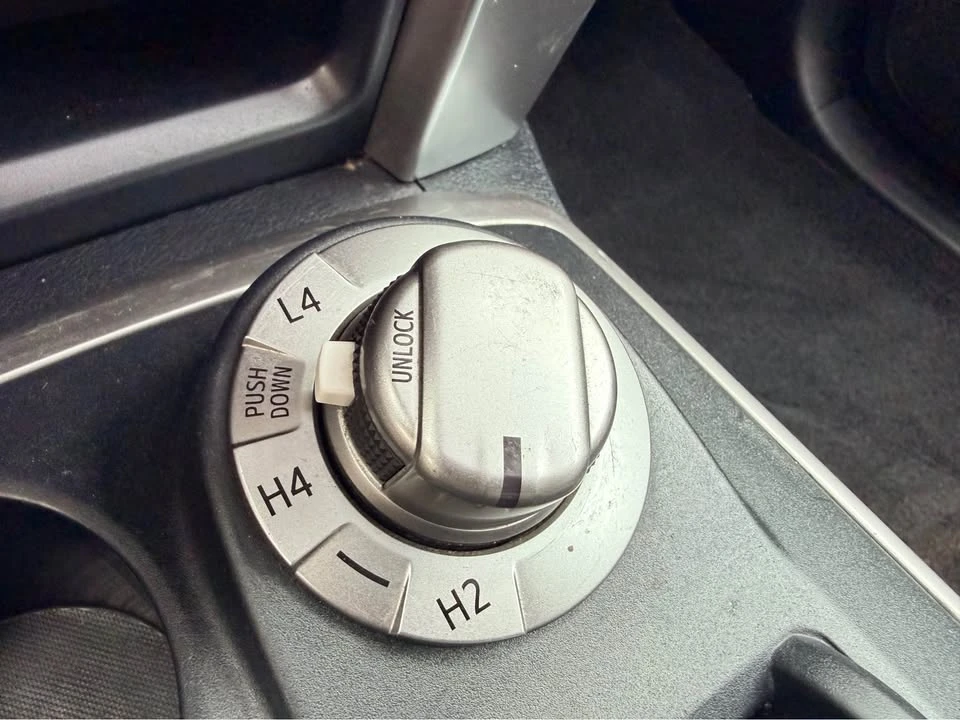 2016 Toyota 4Runner 5th Gen - Image 11 of 15