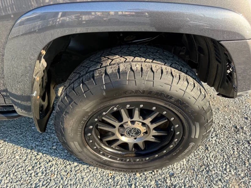 2016 Toyota 4Runner 5th Gen - Image 5 of 13