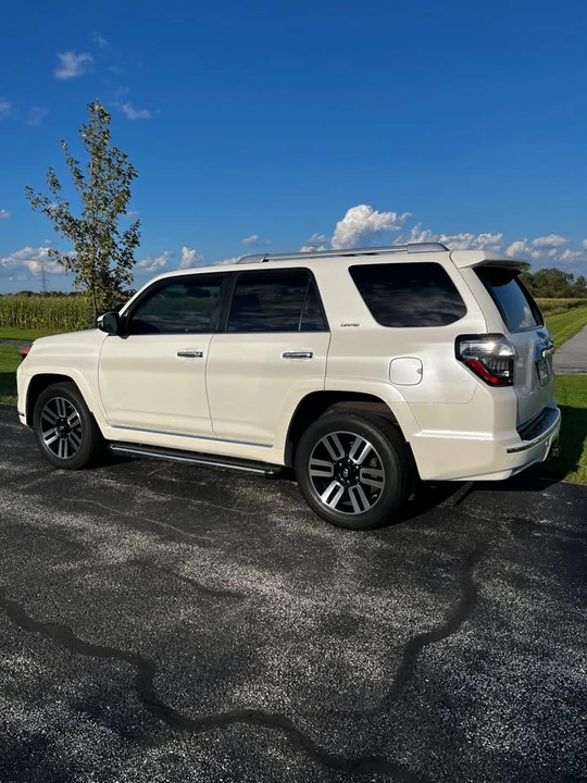 2016 Toyota 4Runner 5th Gen - Image 5 of 20