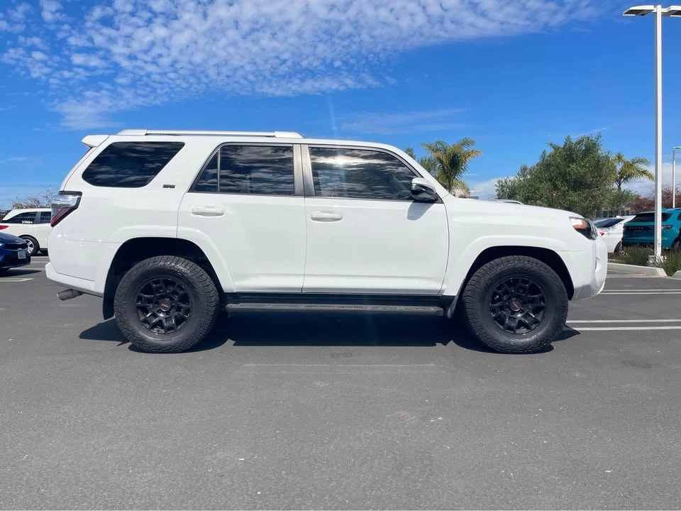 2016 Toyota 4Runner 5th Gen - Image 18 of 20