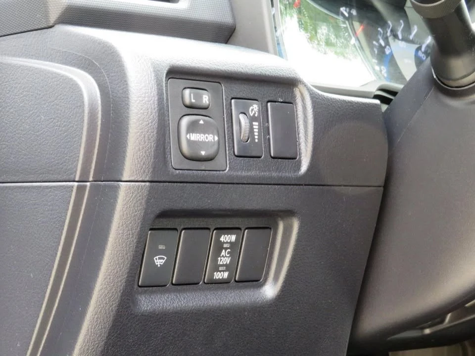 2016 Toyota 4Runner 5th Gen - Image 19 of 20