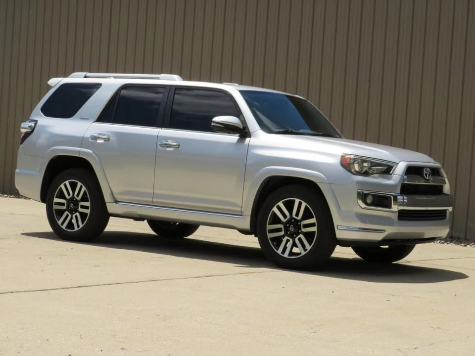 2016 Toyota 4Runner 5th Gen - Image 9 of 20