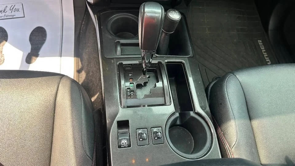 2016 Toyota 4Runner 5th Gen - Image 17 of 18