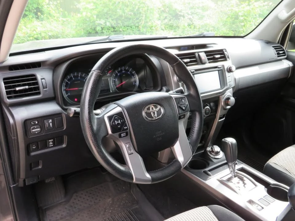 2016 Toyota 4Runner 5th Gen - Image 16 of 20