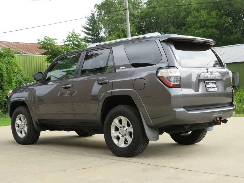 2016 Toyota 4Runner 5th Gen - Image 11 of 20
