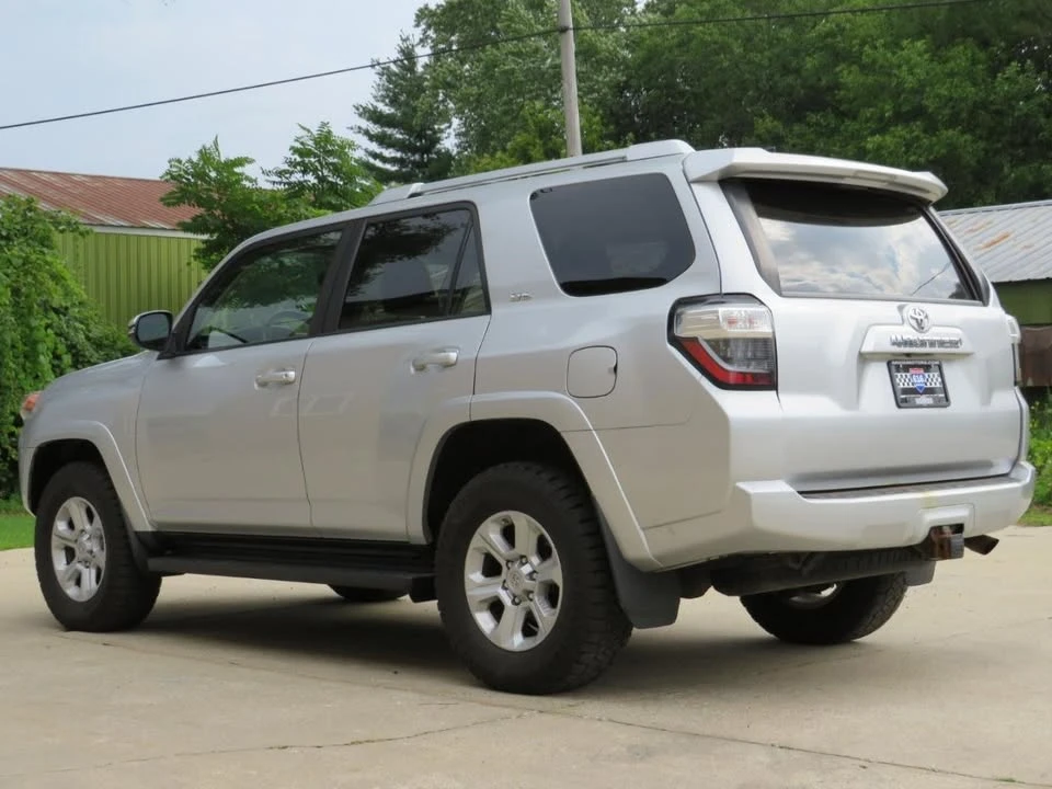2016 Toyota 4Runner 5th Gen - Image 11 of 20