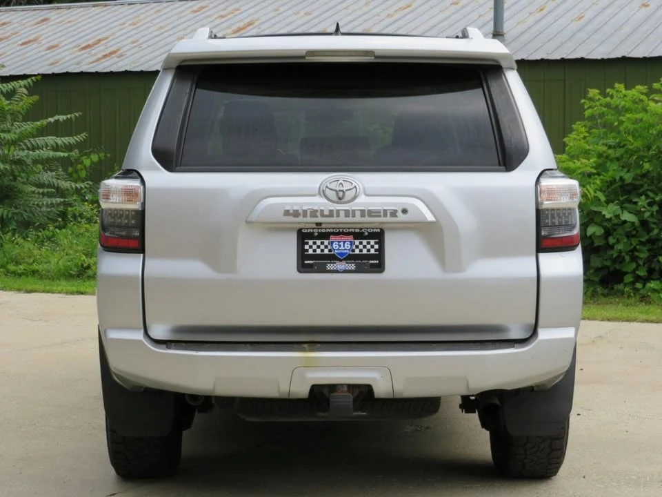 2016 Toyota 4Runner 5th Gen - Image 8 of 20