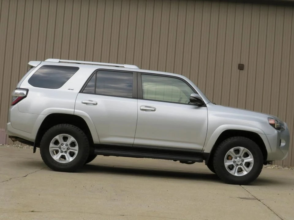 2016 Toyota 4Runner 5th Gen - Image 4 of 20