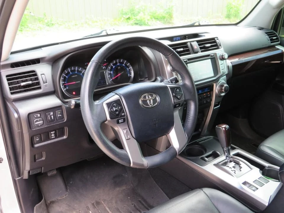 2016 Toyota 4Runner 5th Gen - Image 16 of 20