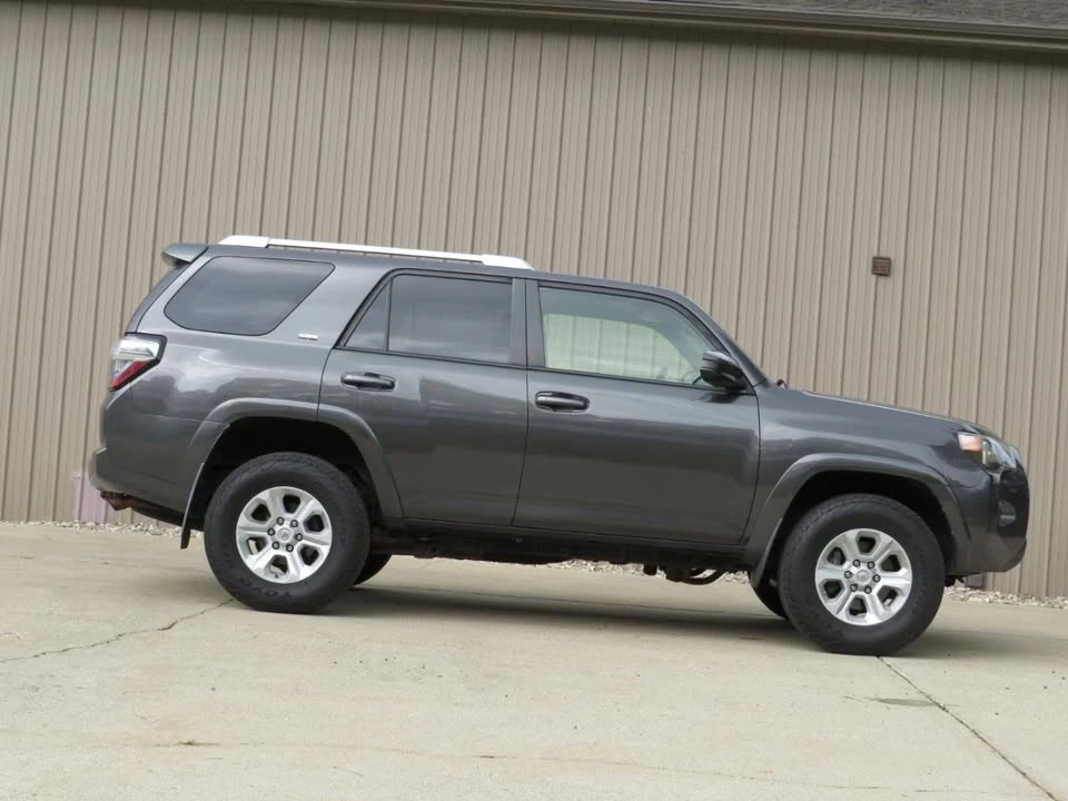 2016 Toyota 4Runner 5th Gen - Image 4 of 20