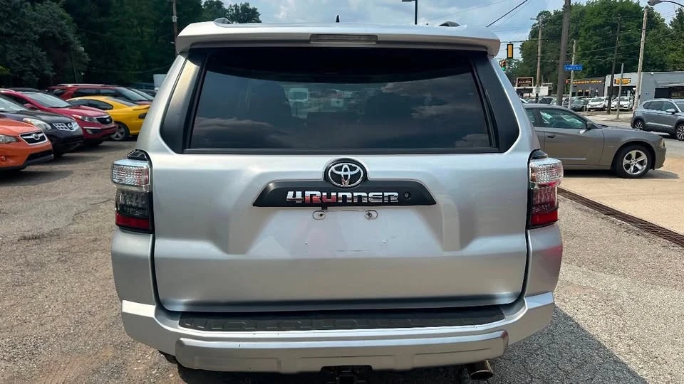 2016 Toyota 4Runner 5th Gen - Image 5 of 18