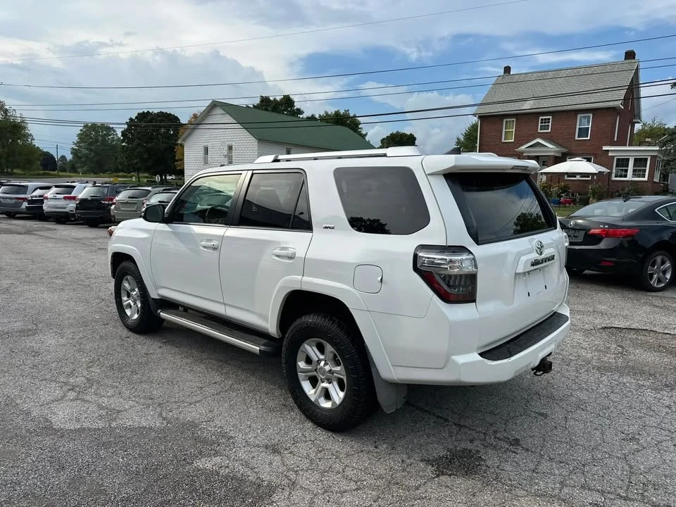 2016 Toyota 4Runner 5th Gen - Image 8 of 20