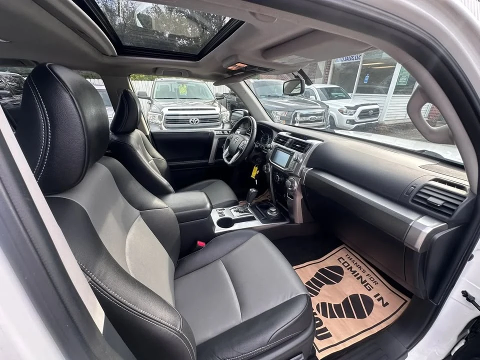 2016 Toyota 4Runner 5th Gen - Image 13 of 20