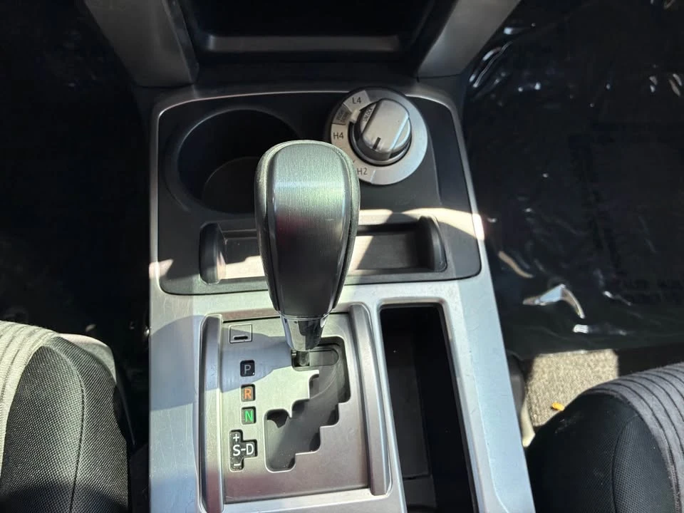 2016 Toyota 4Runner 5th Gen - Image 9 of 10