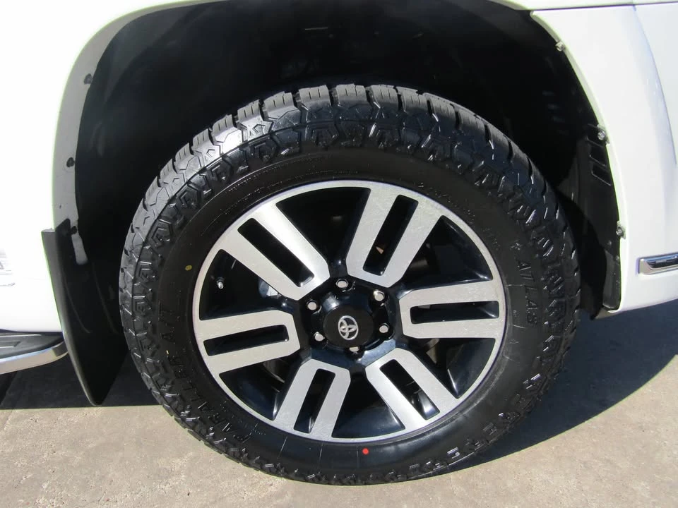 2016 Toyota 4Runner 5th Gen - Image 8 of 20