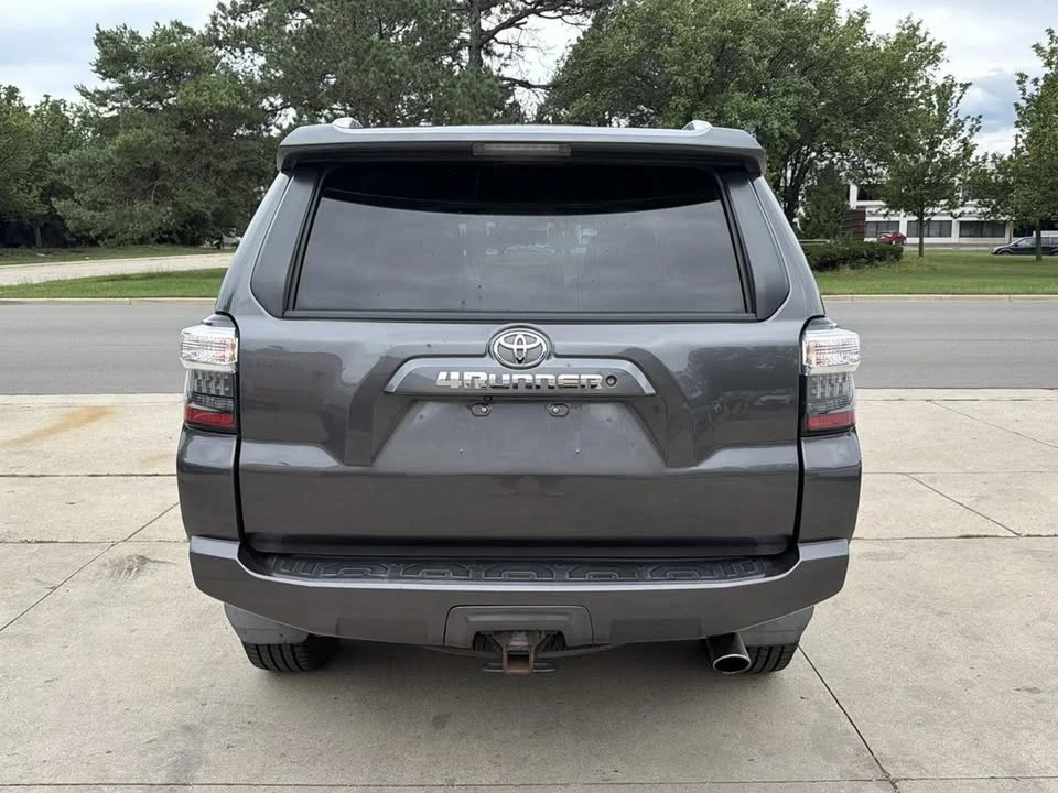 2016 Toyota 4Runner 5th Gen - Image 8 of 19