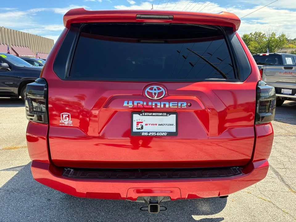 2016 Toyota 4Runner 5th Gen - Image 5 of 10
