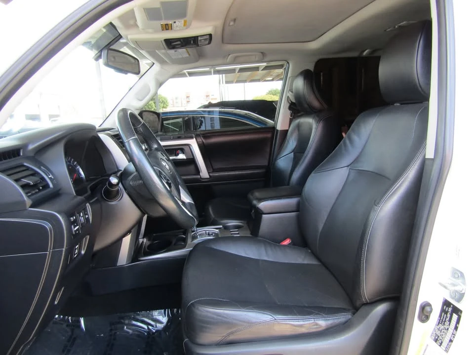 2016 Toyota 4Runner 5th Gen - Image 9 of 20