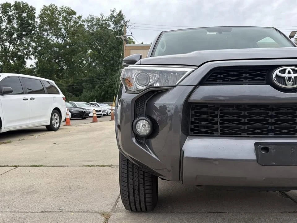 2016 Toyota 4Runner 5th Gen - Image 9 of 19
