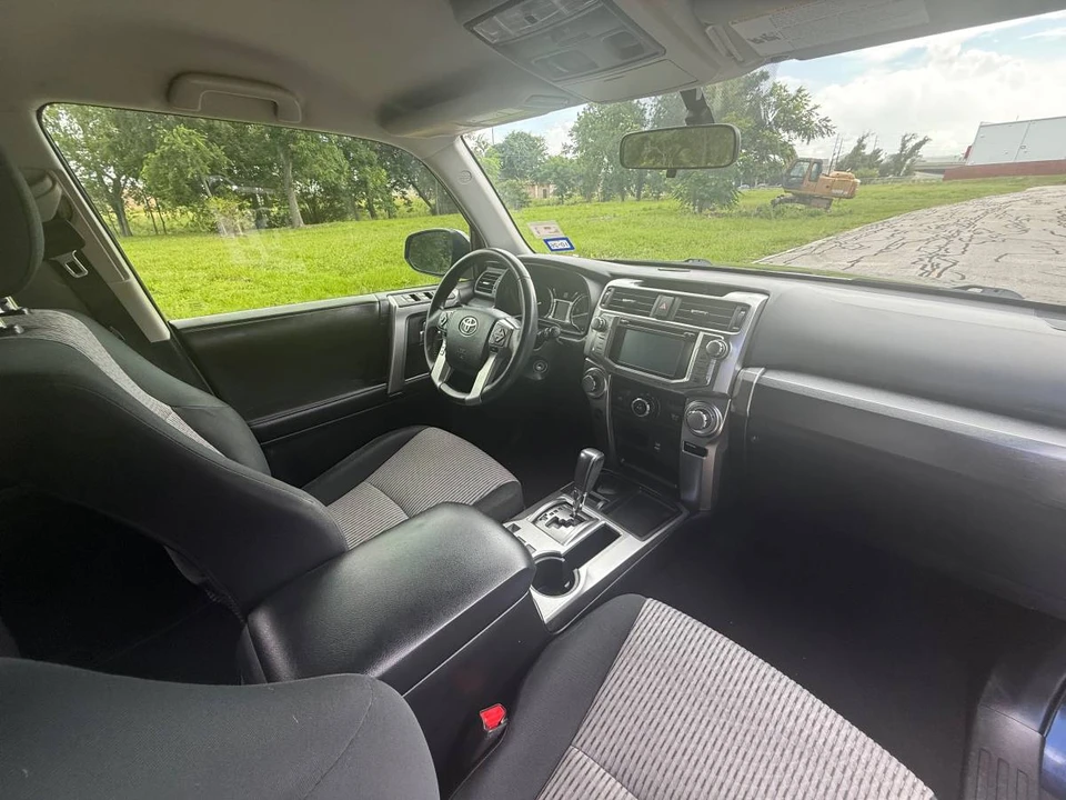 2016 Toyota 4Runner 5th Gen - Image 11 of 13