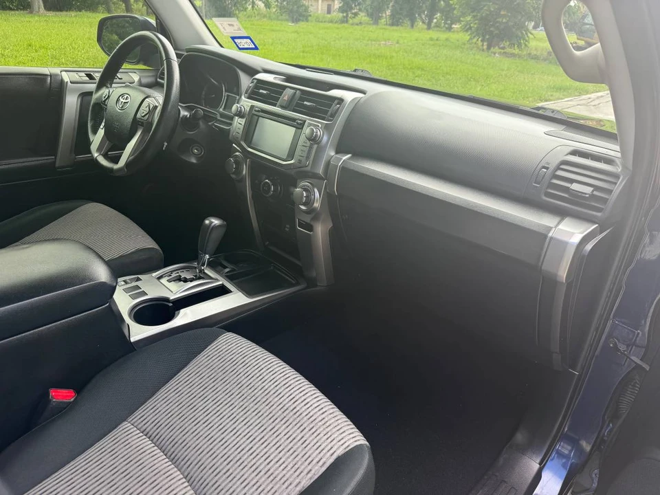 2016 Toyota 4Runner 5th Gen - Image 9 of 13