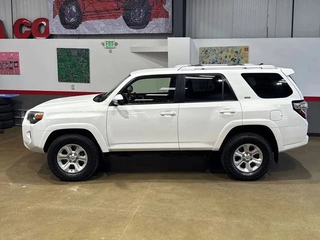 2016 Toyota 4Runner 5th Gen - Image 9 of 20