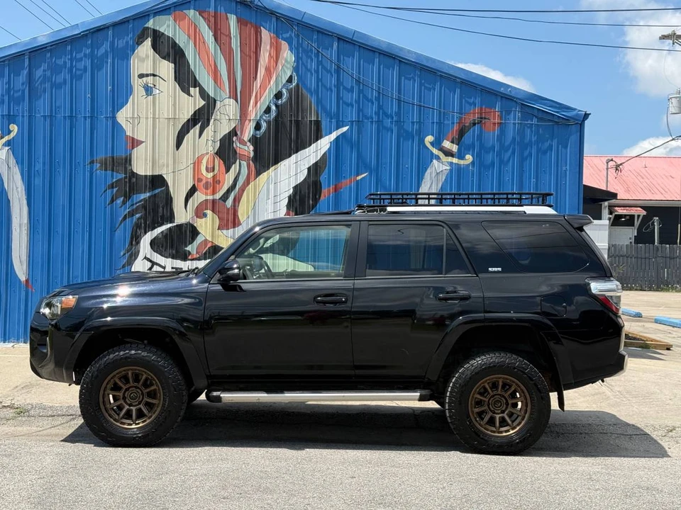 2016 Toyota 4Runner 5th Gen - Image 3 of 19