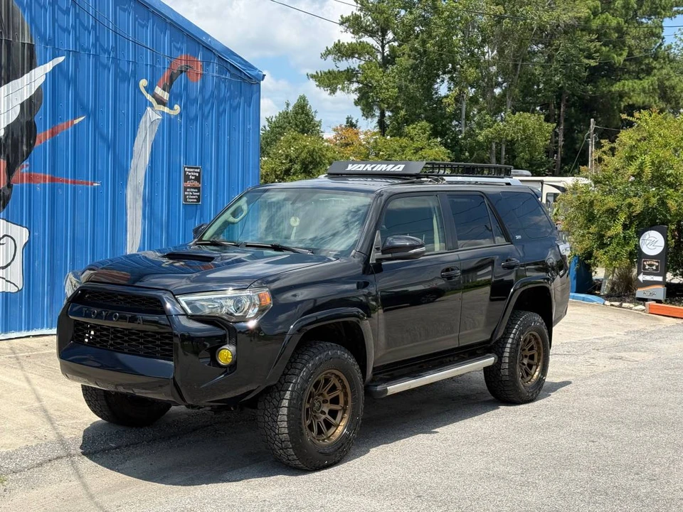 2016 Toyota 4Runner 5th Gen - Image 2 of 19