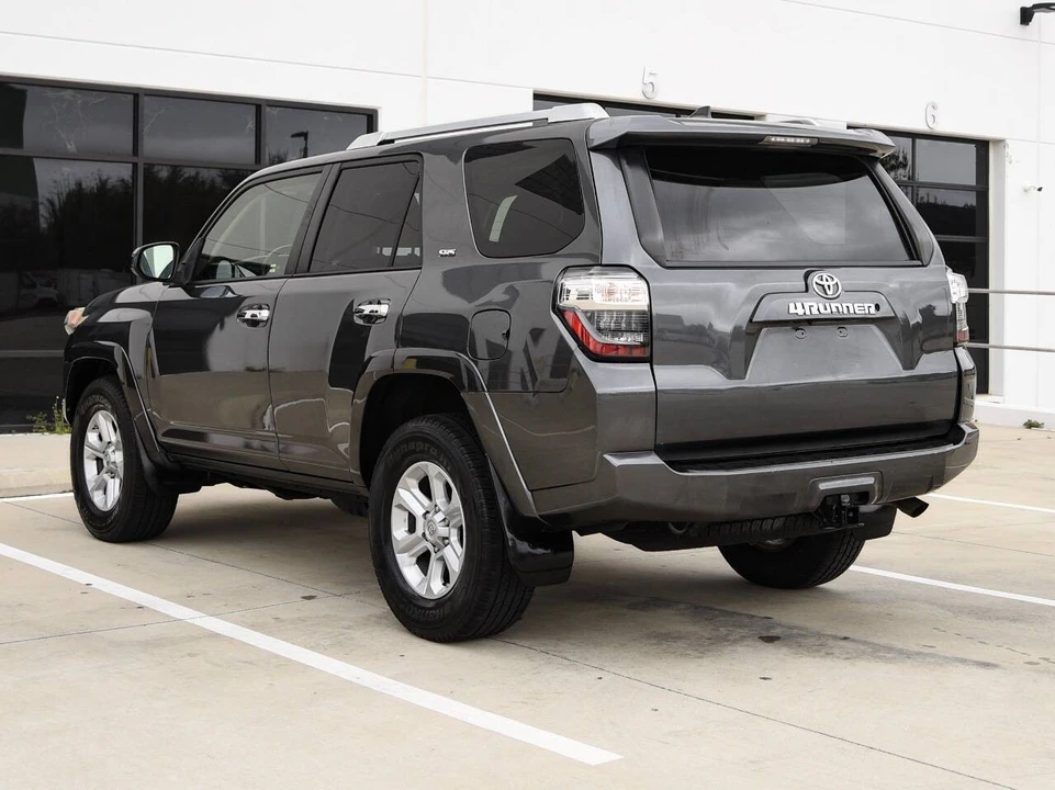 2016 Toyota 4Runner 5th Gen - Image 7 of 19