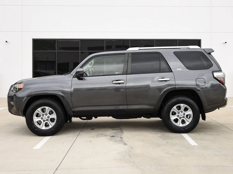 2016 Toyota 4Runner 5th Gen - Image 6 of 19