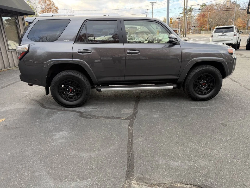 2016 Toyota 4Runner 5th Gen - Image 15 of 21