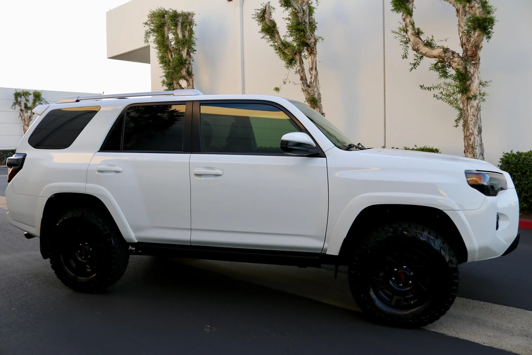 2016 Toyota 4Runner 5th Gen - Image 14 of 31