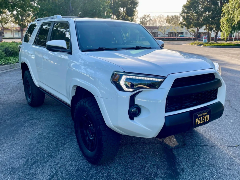 2016 Toyota 4Runner 5th Gen - Image 16 of 31